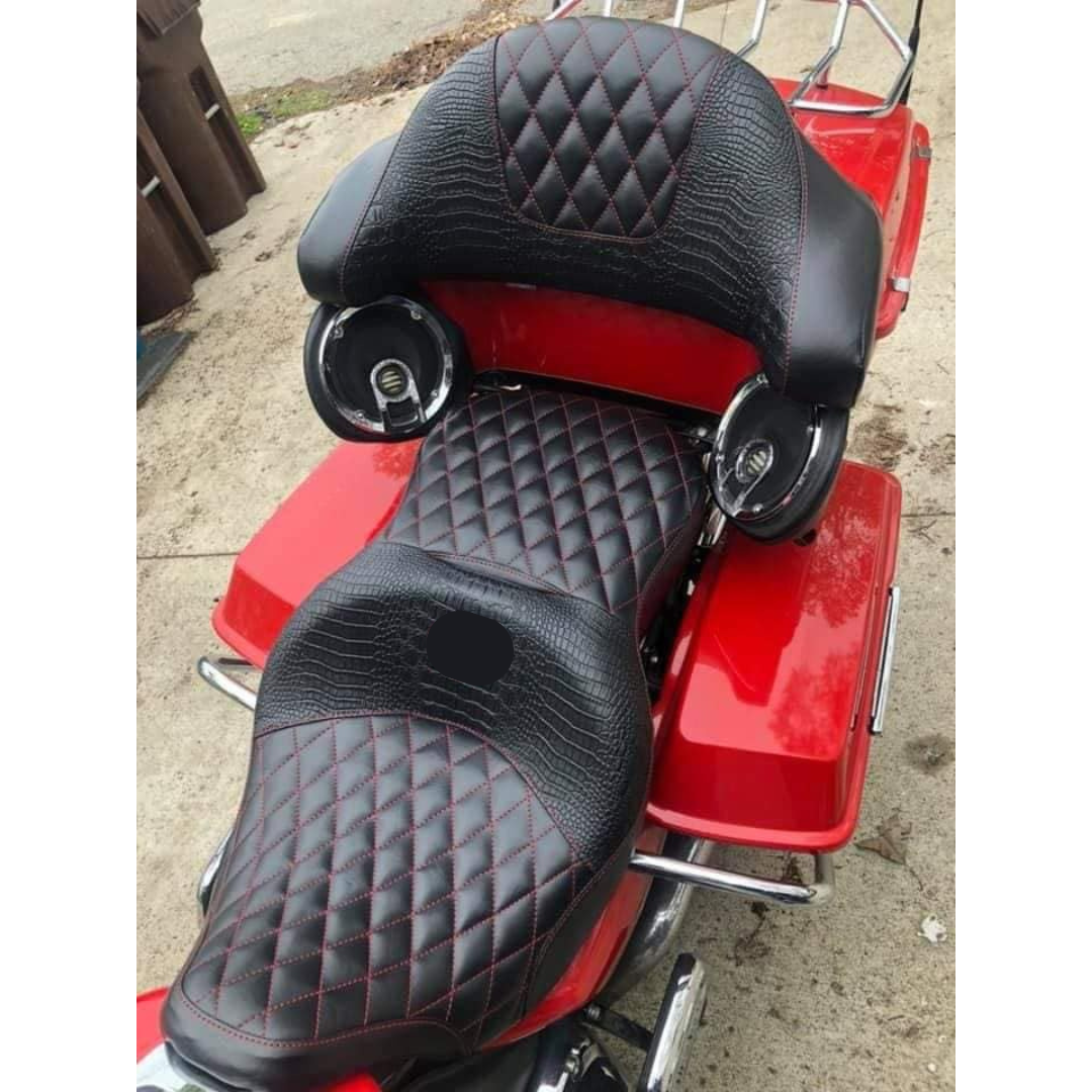Sundowner Seat Cover with matching Tourpak Cover